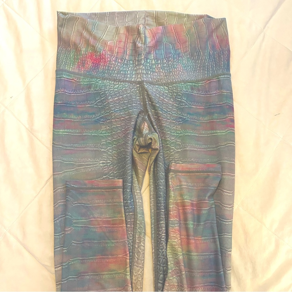 Croc rainbow Niyama Sol leggings